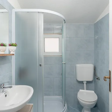 Mia-2 By Interhome