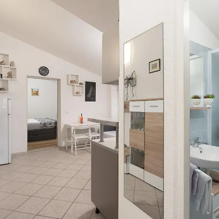 Lejlighed Mia-2 By Interhome