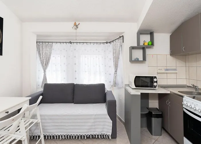 Mia-2 By Interhome Lägenhet Obrovac