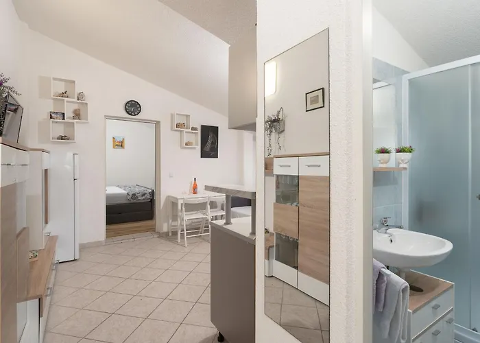 Lägenhet Mia-2 By Interhome